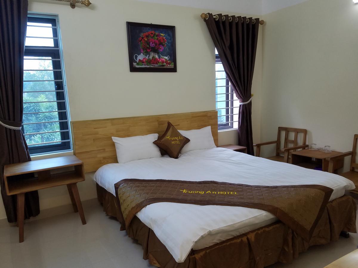Truong An Hostel Viet Tri Екстер'єр фото